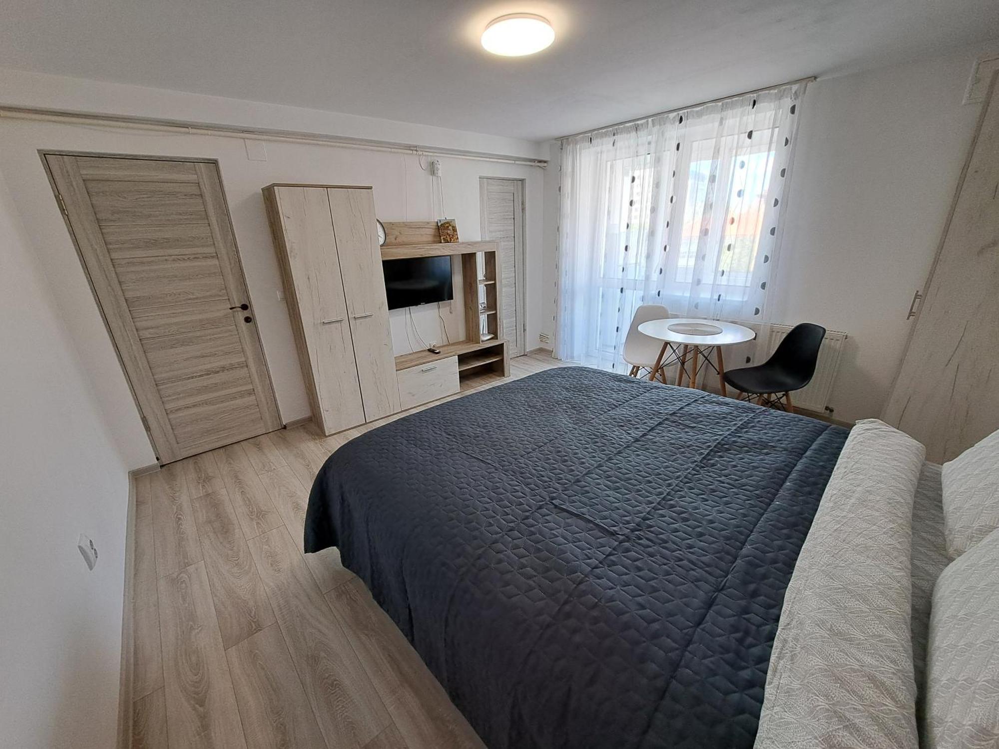Garsoniera La Bulevard Brasov Luaran gambar